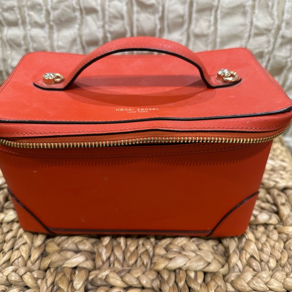 HENRI BENDEL Orange West 57th Train Case/Cosmetic Case - Picture 2 of 9